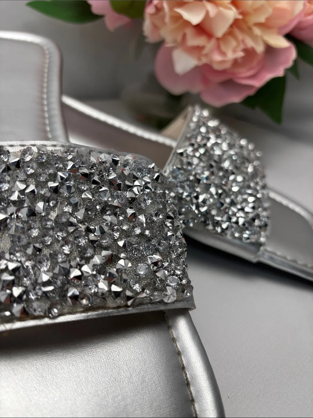 N/A elegant silver